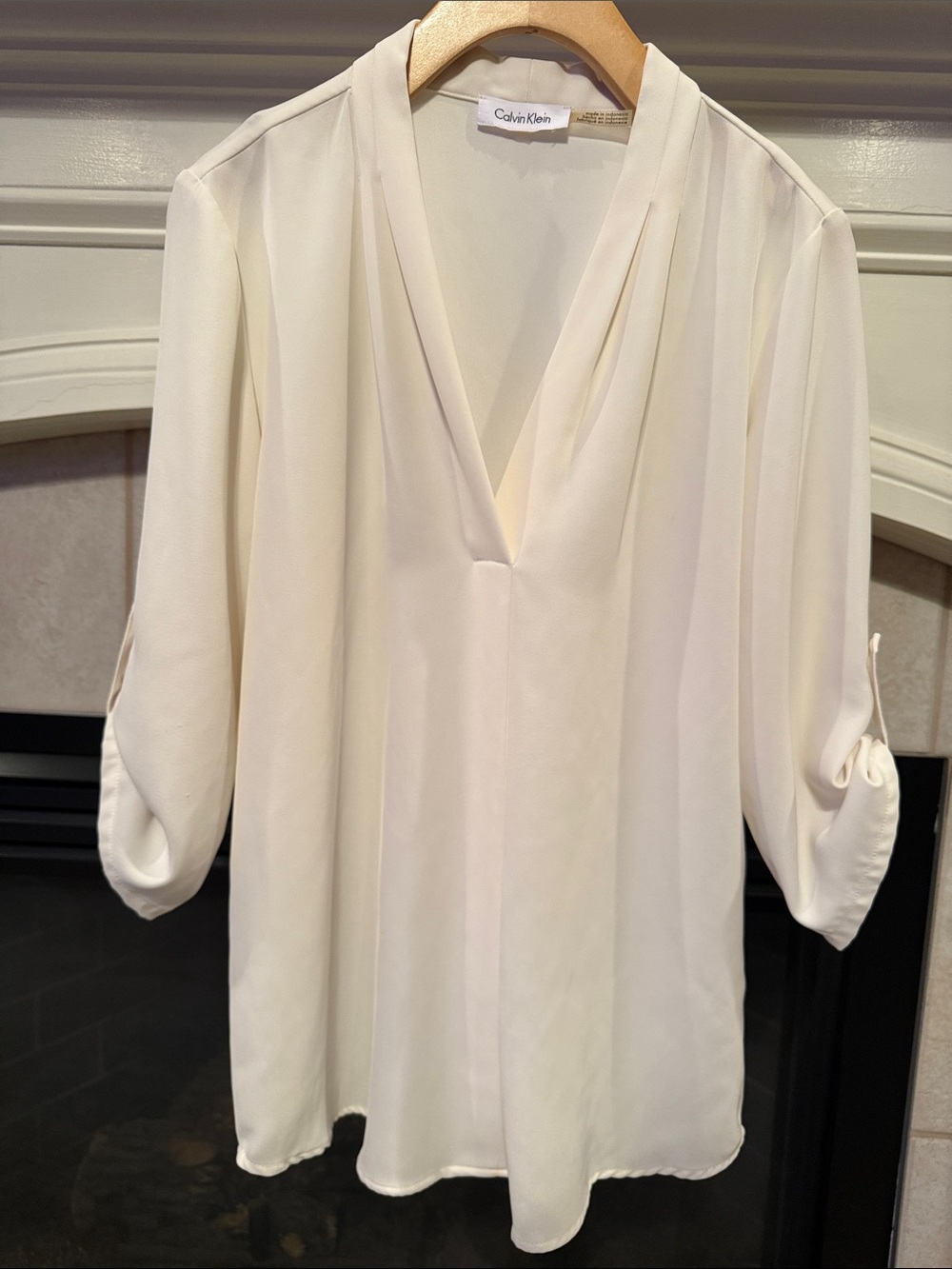 Calvin Klein Cream V-Neck Roll-Tab Blouse